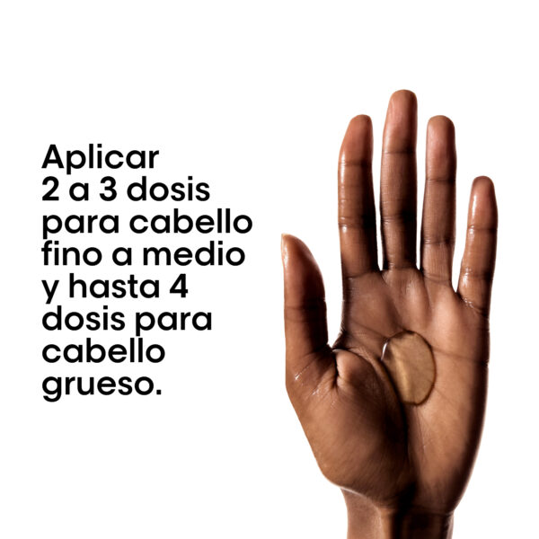 Dosis de aplicación del tratamiento Absolut Repair Molecular en palma de la mano